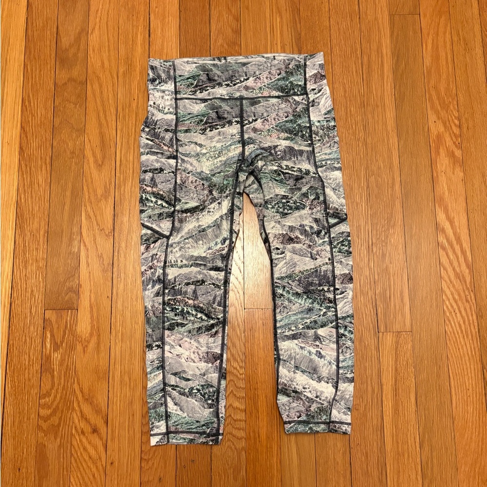 Lululemon cropped leggings